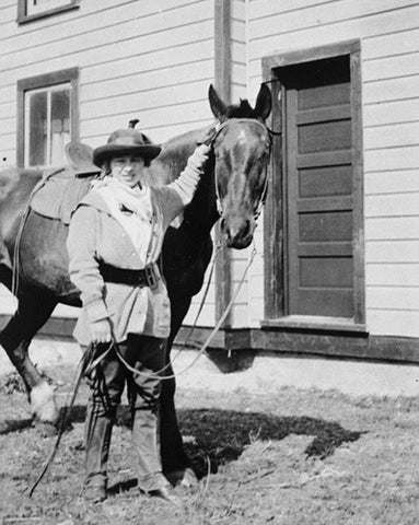 Pearl Williams with Horse